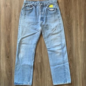 Light-Washed Levi Straight Jeans